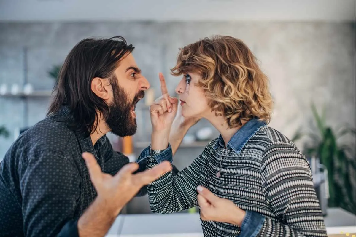 what-is-the-spiritual-meaning-of-dreams-about-fighting