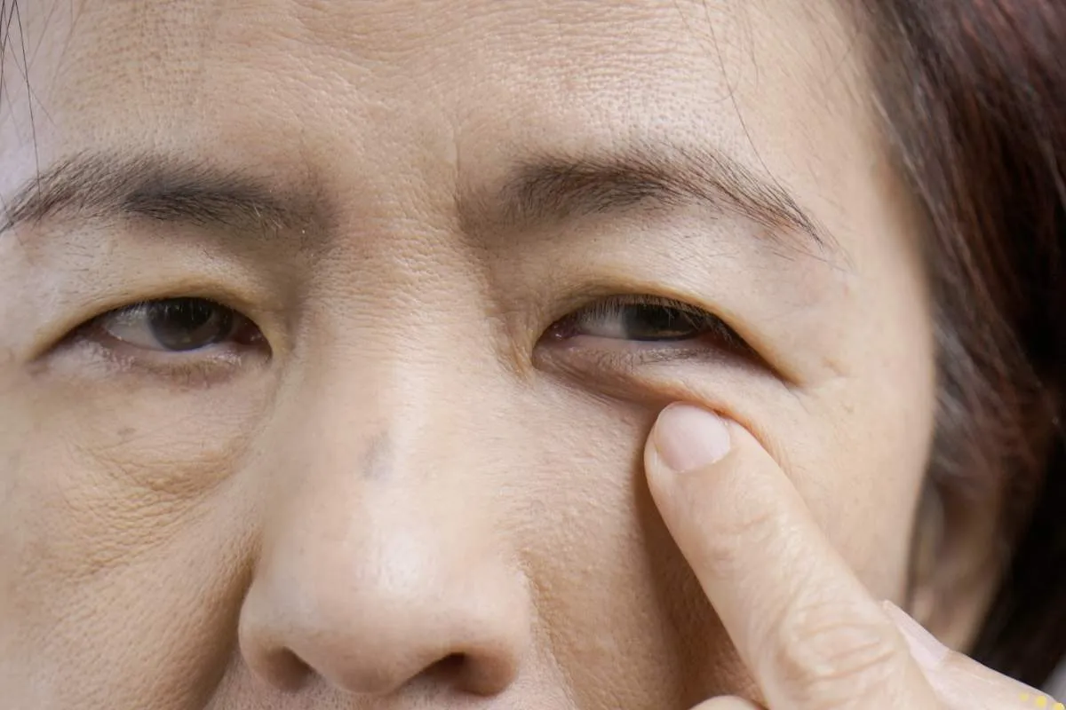 what-is-the-spiritual-meaning-of-eye-twitching